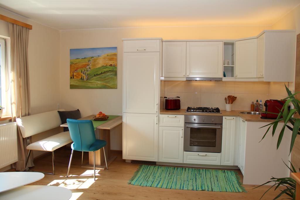 Apartment Klessheim Salzburg Exterior photo